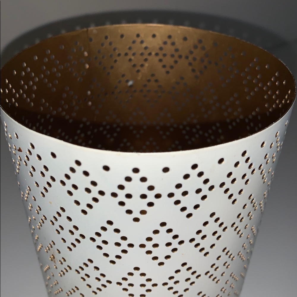 Candle holder room decor
